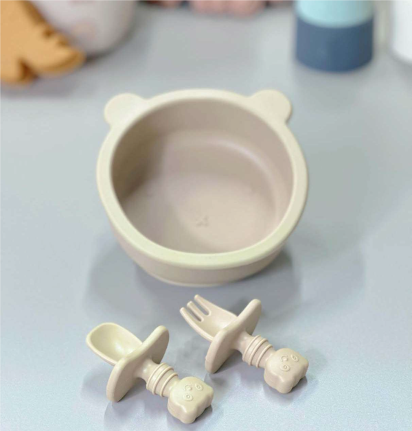 BOWL CARITA + CUBIERTO EN SILICONA ADHIERE A LA SUPERFICIE