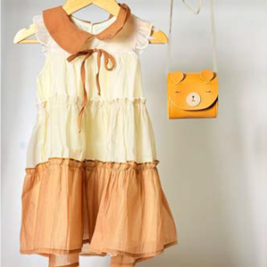 VESTIDO MARRÓN LAZO